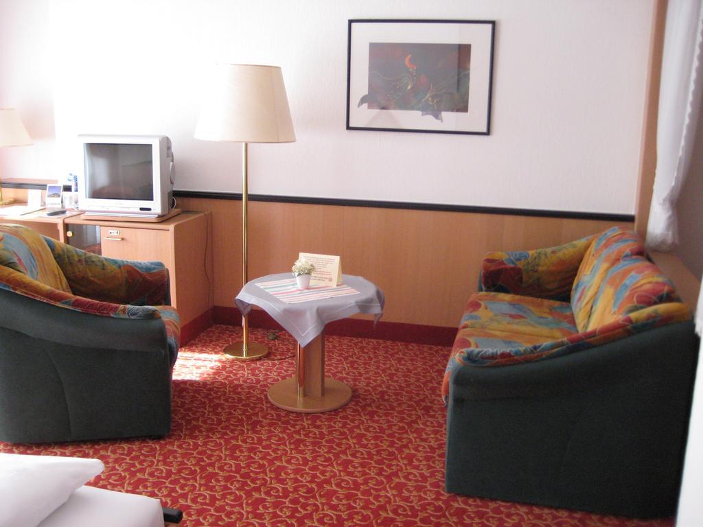 Schlosshotel Eisenach Ruang foto